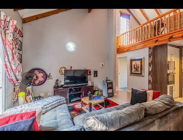 3 BEDROOM TOWNHOUSE FOR SALE IN DOUGLASDALE